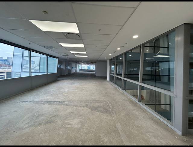1,055M² OFFICE TO LET IN SANDTON CENTRAL